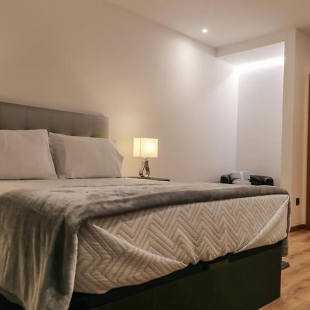 A&M House II Luxury Holidays Home Arco da Calheta  Buitenkant foto