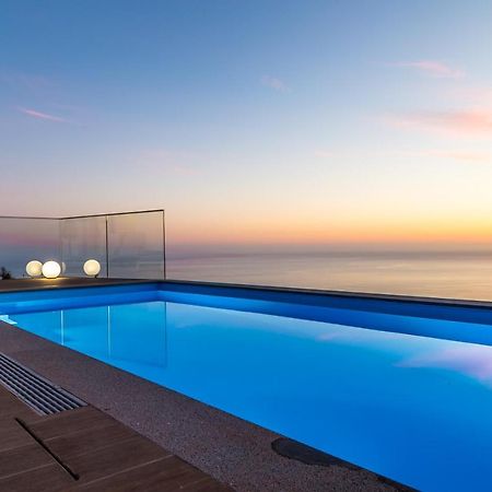 A&M House II Luxury Holidays Home Arco da Calheta  Buitenkant foto