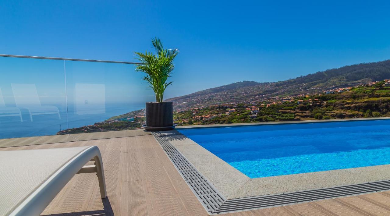 A&M House II Luxury Holidays Home Arco da Calheta  Buitenkant foto